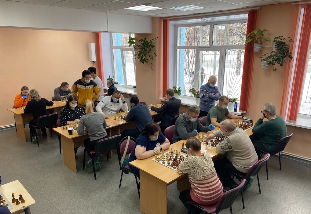 В Тобольске определили сильнейших шахматистов среди трудовых коллективов 